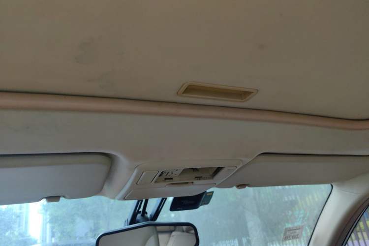 Used Chery Tiggo 2012 Elite Edition 1.6L Manual Luxury DVVT Model Headliner