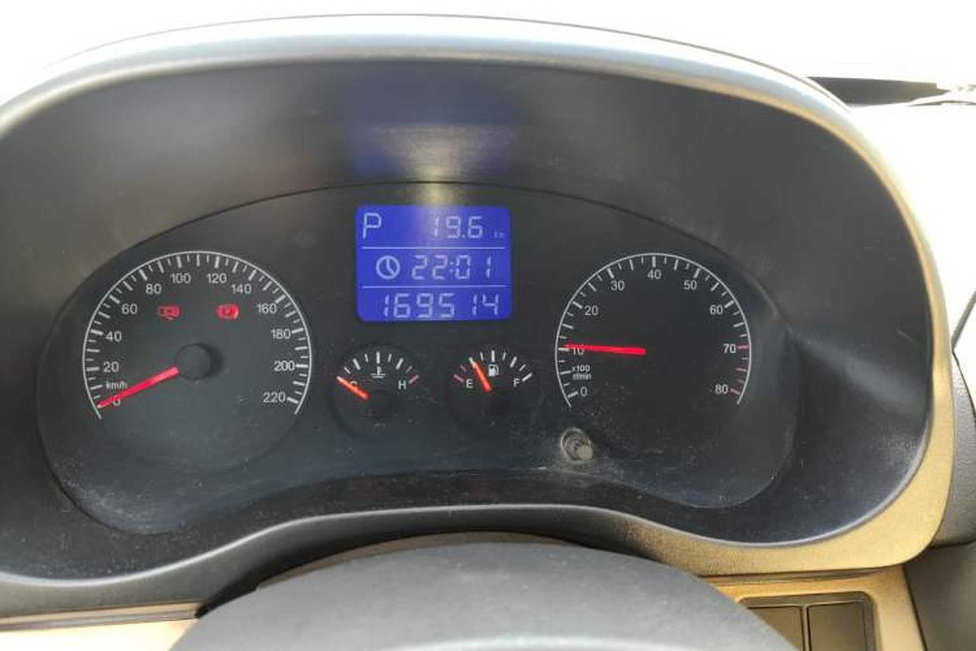 Used Chery Tiggo 2012 Elite Edition 1.6L CVT Comfort DVVT Model Odometer Close Up