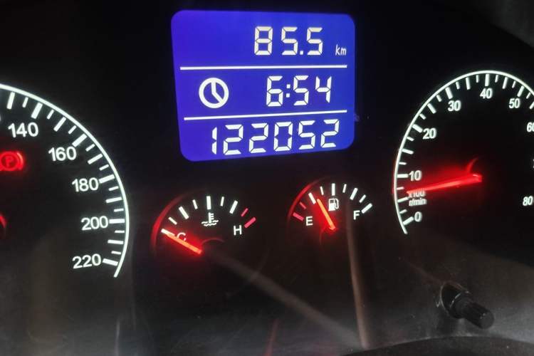 Used Chery Tiggo 2012 Elite Edition 1.6L Manual Comfort DVVT Odometer Close Up
