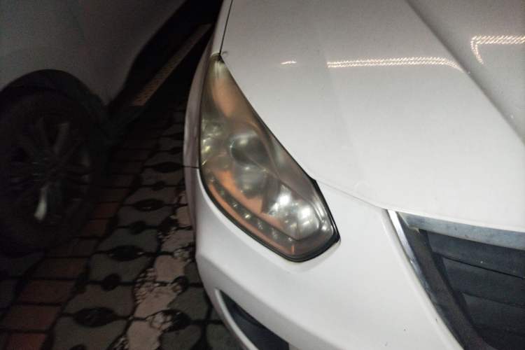 Used Chery Tiggo 2012 Elite Edition 1.6L Manual Comfort DVVT Right Front Headlight