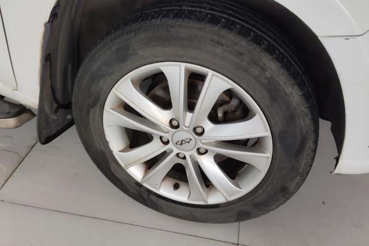 Used Chery Tiggo 2012 Elite Edition 1.6L CVT Luxury DVVT Model Right Front Wheel Hub
