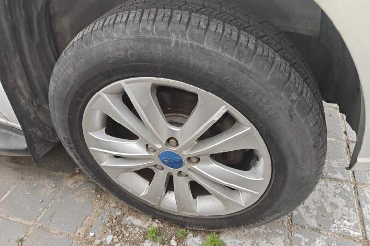 Used Chery Tiggo 2012 Elite Edition 1.6L Manual Comfort DVVT Right Front Wheel Hub