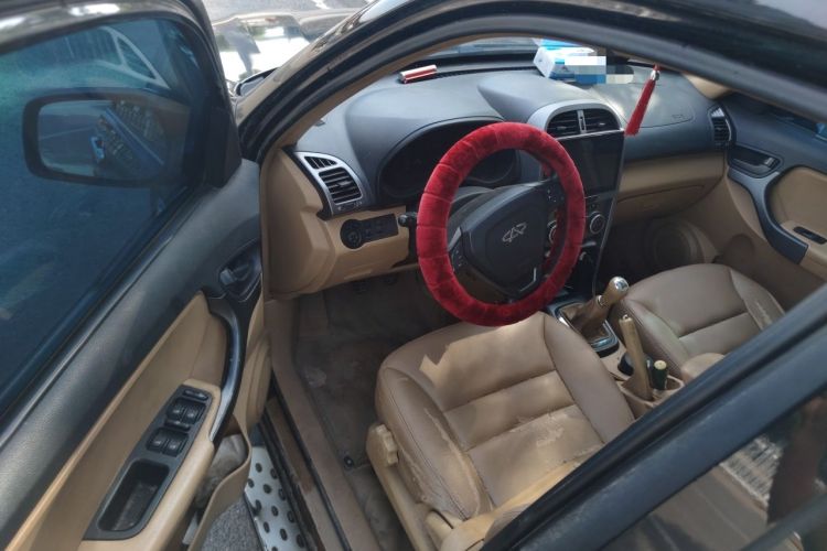 Used Chery Tiggo 2013 1.6L Manual New Year Edition DVVT Driver Seat