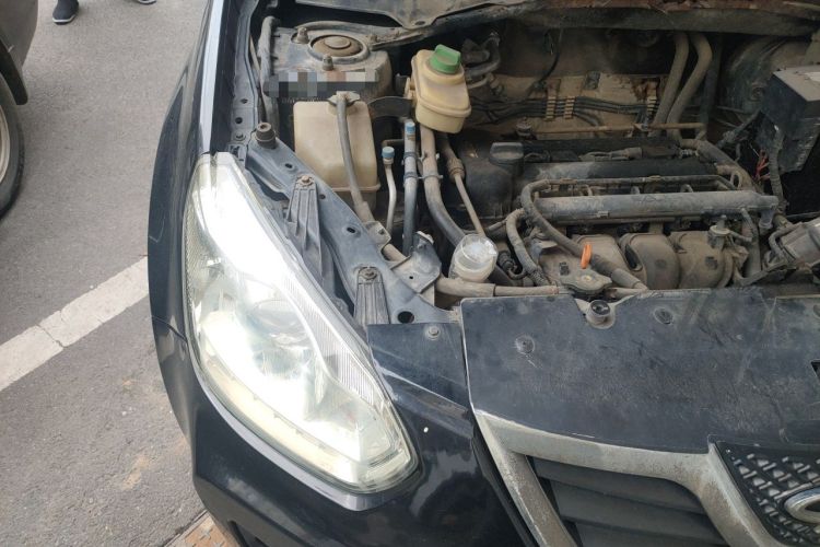 Used Chery Tiggo 2013 1.6L Manual New Year Edition DVVT Engine Bay Right