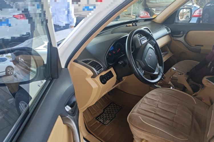 Used Chery Tiggo 2013 1.6L Manual New Year Edition DVVT Driver Seat