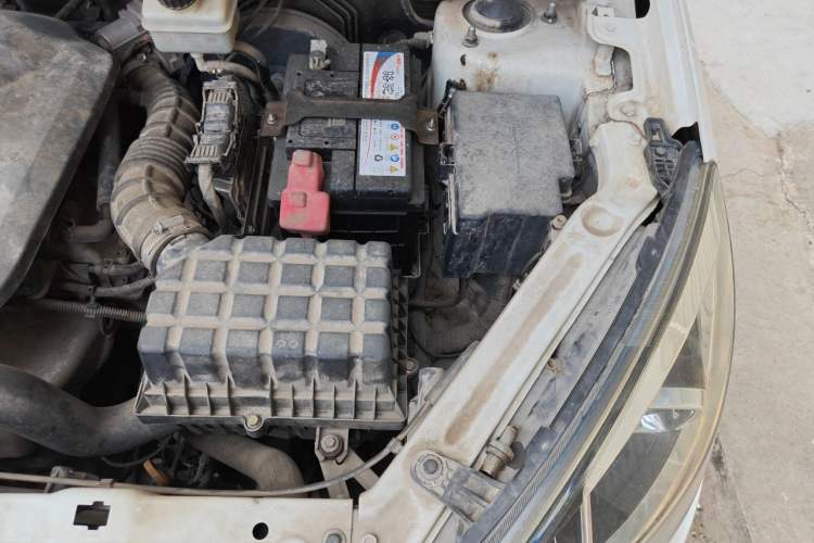 Used Chery Tiggo  Engine Bay Left