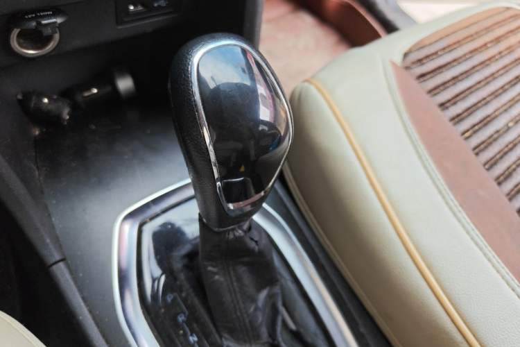 Used Chery Tiggo  Gear Lever