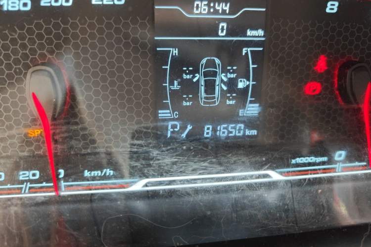 Used Chery Tiggo  Odometer Close Up