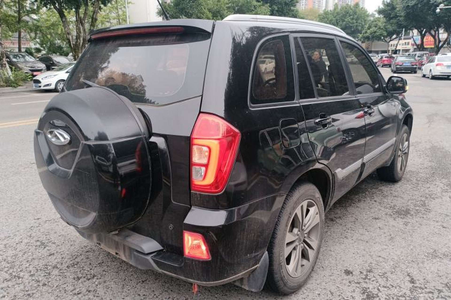 Used Chery Tiggo 3 2014 1.6L Manual Zhishang Edition Exterior 5