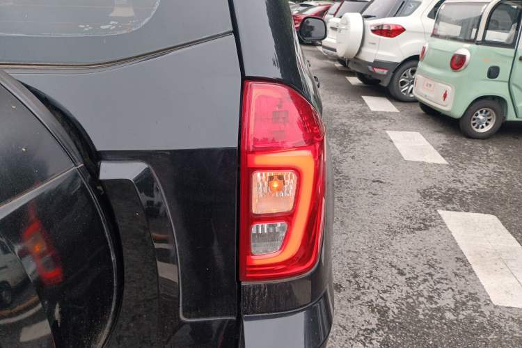 Used Chery Tiggo 3 2014 1.6L Manual Zhishang Edition Exterior 6