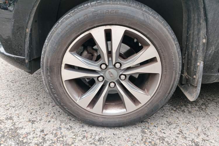 Used Chery Tiggo 3 2014 1.6L Manual Zhishang Edition Exterior 7