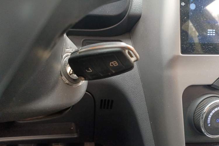 Used Chery Tiggo 3 2014 1.6L Manual Zhishang Edition Interior 1