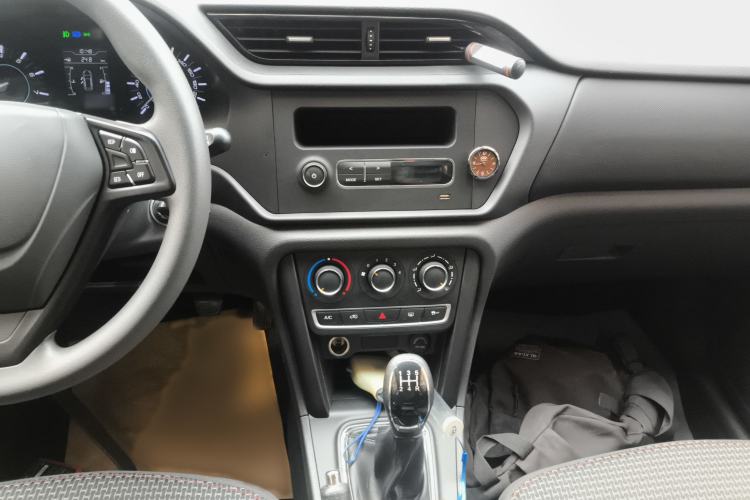 Used Chery Tiggo 3 2016 1.6L Manual Fashion Edition Audio And AC Panel