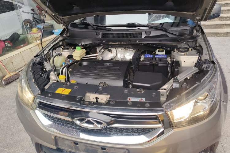 Used Chery Tiggo 3 2014 1.6L CVT ZhiShang Edition Engine Bay