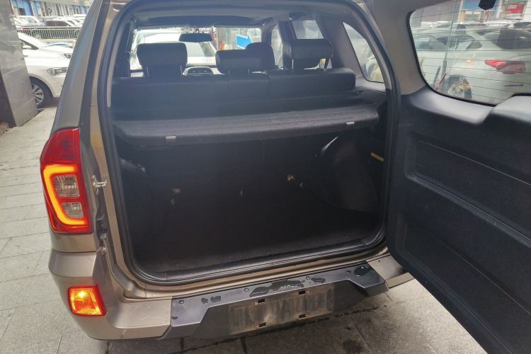 Used Chery Tiggo 3 2014 1.6L CVT ZhiShang Edition Trunk