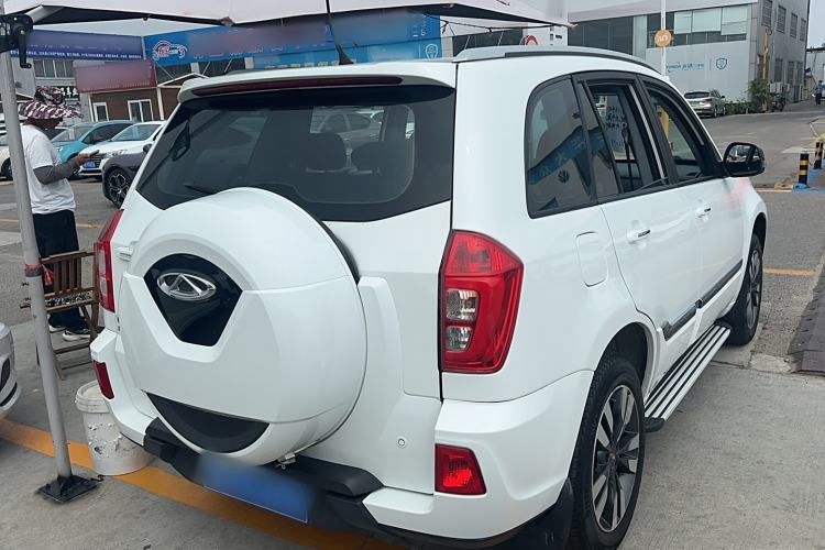 Used Chery Tiggo 3 2016 1.6L Manual ZhiShang Edition Exterior 3