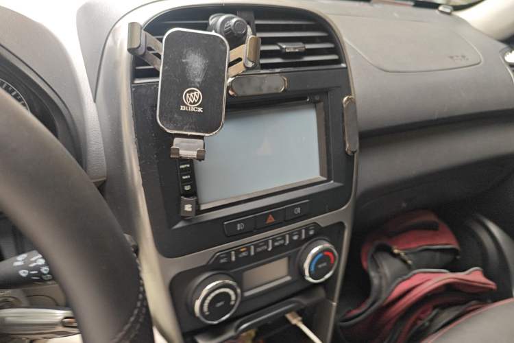 Used Chery Tiggo 3 2014 Magic Edition 1.6L Manual Smart Version Audio And AC Panel