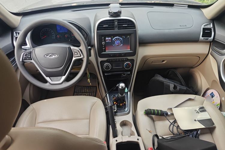Used Chery Tiggo 3 2014 1.6L Manual Zhishang Edition Center Console