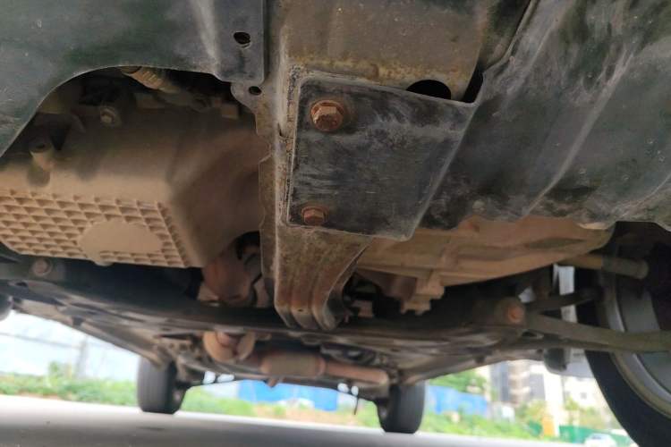 Used Chery Tiggo 3 2014 1.6L Manual Zhishang Edition Chassis Front