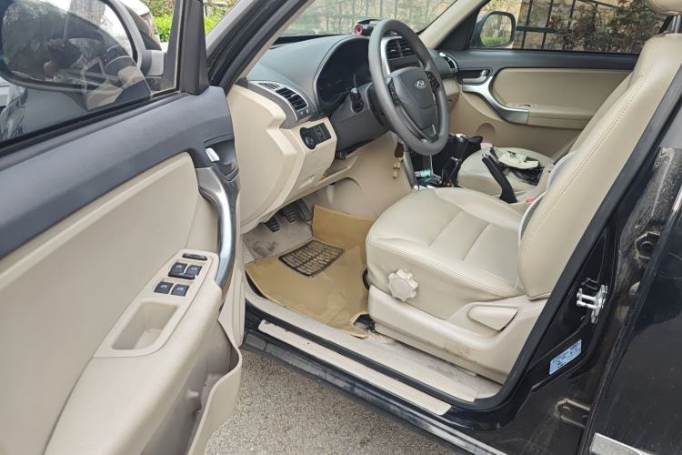 Used Chery Tiggo 3 2014 1.6L Manual Zhishang Edition Driver Seat