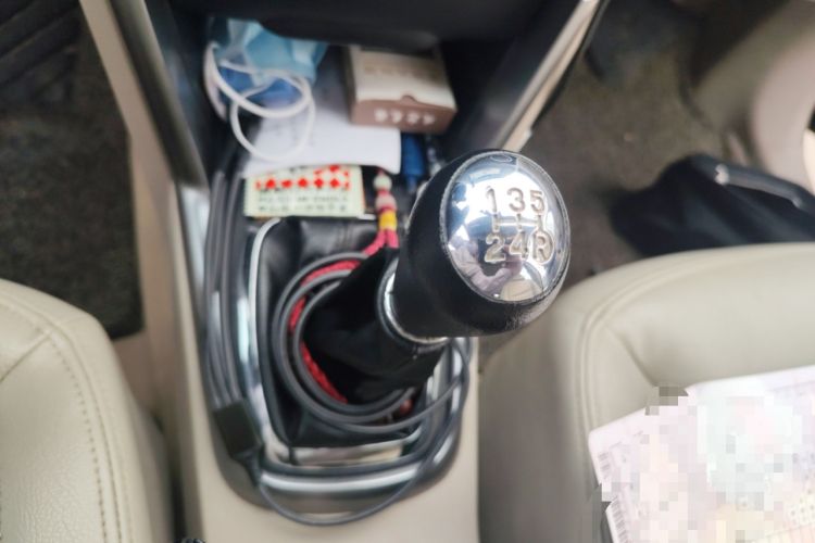 Used Chery Tiggo 3 2014 1.6L Manual Zhishang Edition Gear Lever