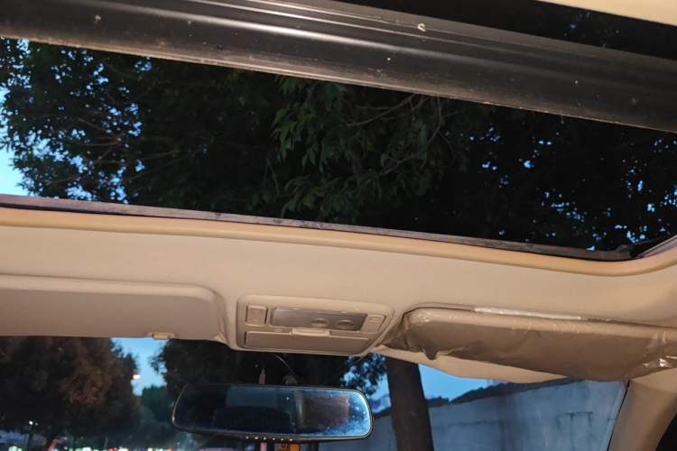 Used Chery Tiggo 3 2014 1.6L Manual Zhishang Edition Headliner