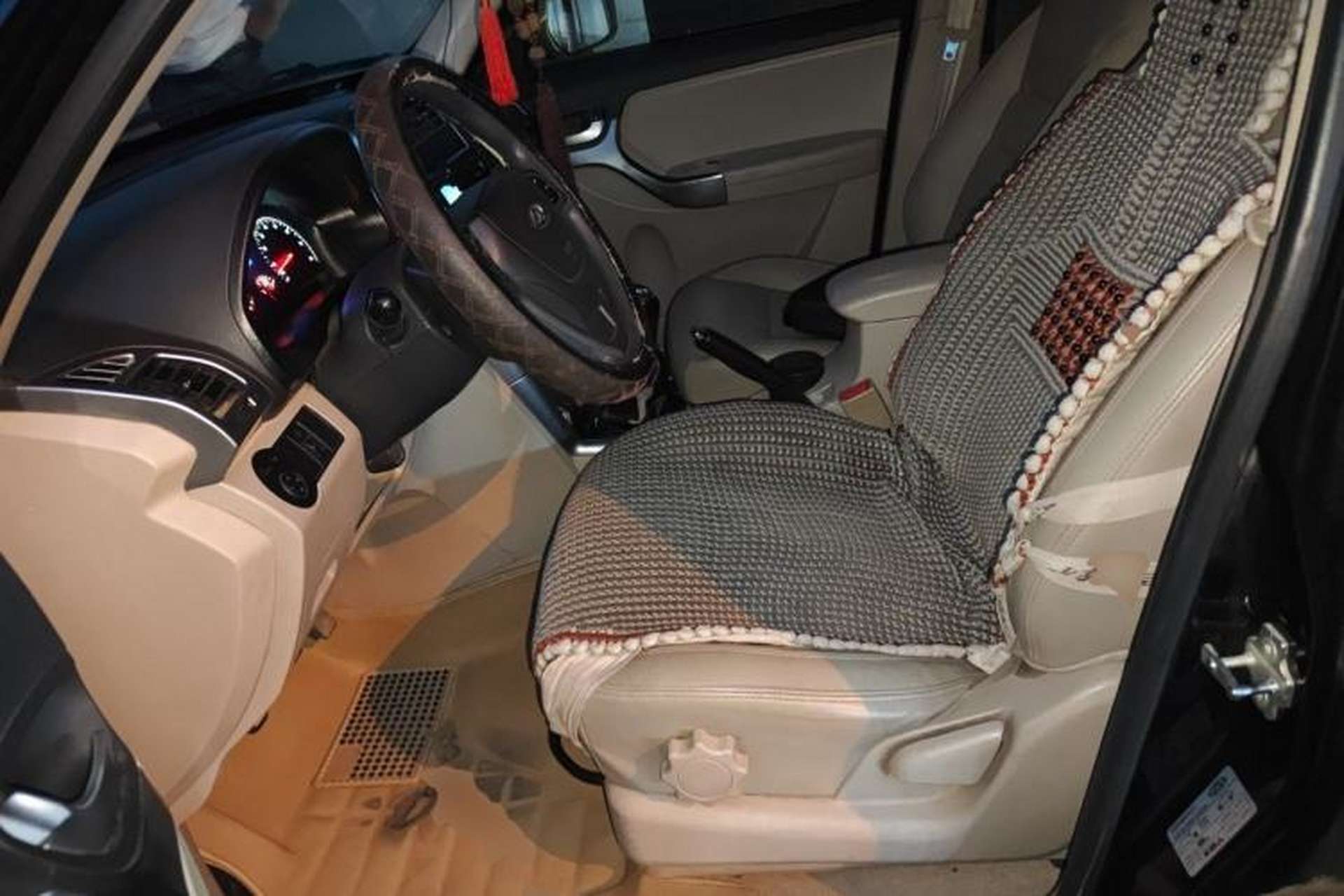 Used Chery Tiggo 3 2014 1.6L Manual Zhishang Edition Left Front Seat