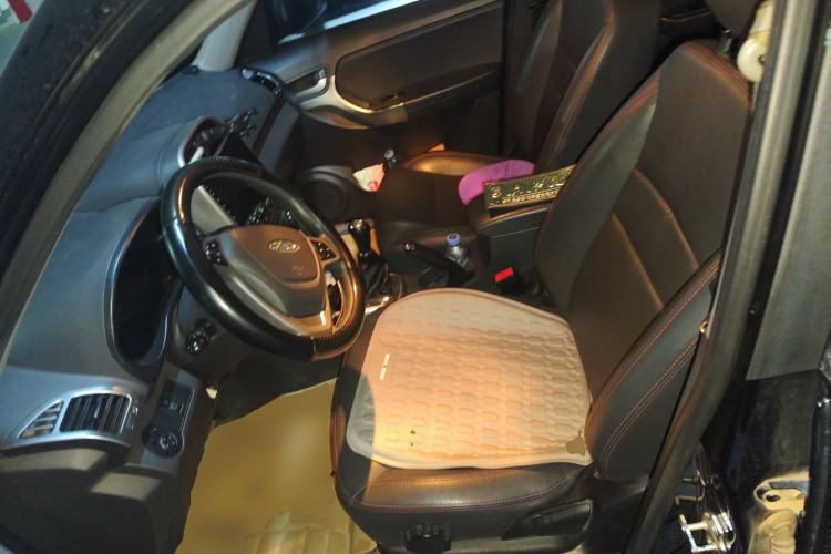 Used Chery Tiggo 3 2014 1.6L Manual Zhishang Edition Left Front Seat