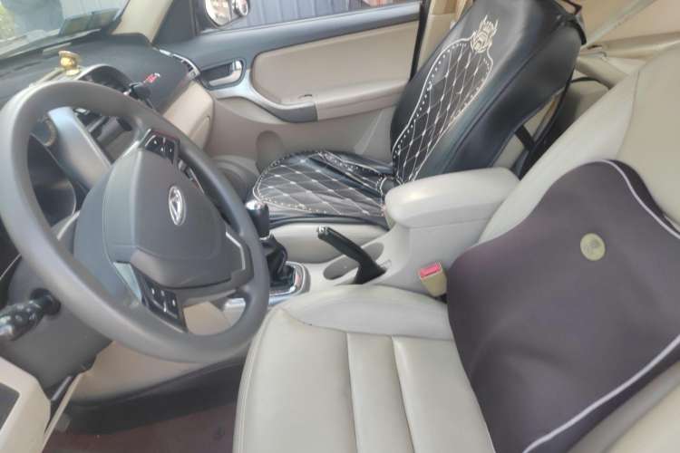 Used Chery Tiggo 3 2014 1.6L Manual Zhishang Edition Left Front Seat