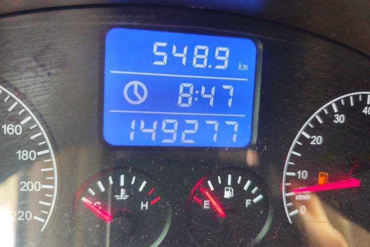 Used Chery Tiggo 3 2014 1.6L Manual Zhishang Edition Odometer Close Up