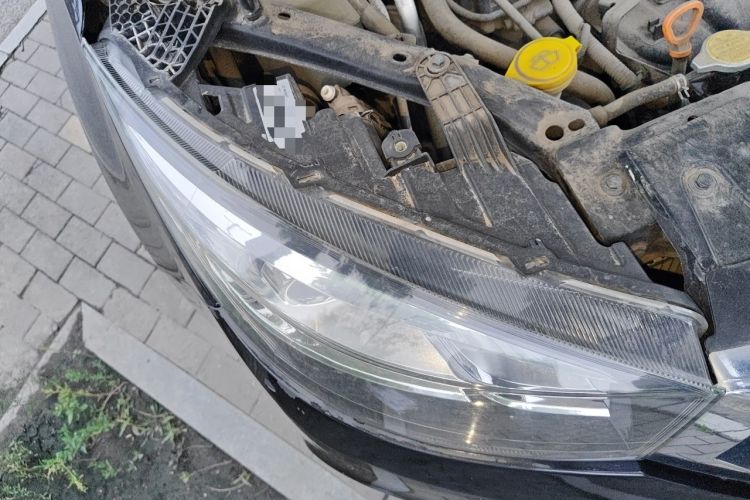 Used Chery Tiggo 3 2014 1.6L Manual Fashion Edition Right Front Headlight