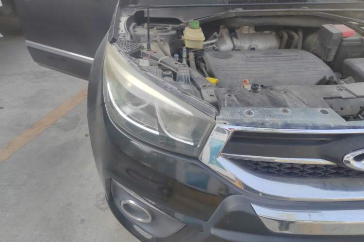 Used Chery Tiggo 3 2014 1.6L Manual Zhishang Edition Right Front Headlight