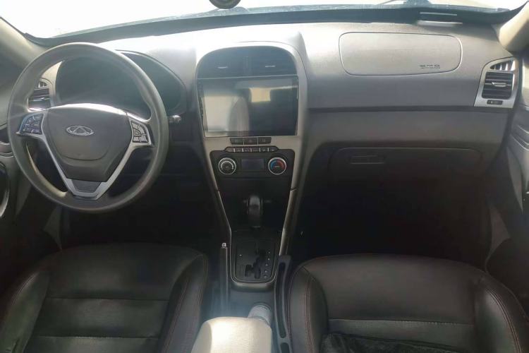 Used Chery Tiggo 3 2014 1.6L CVT ZhiShang Edition Audio And AC Panel