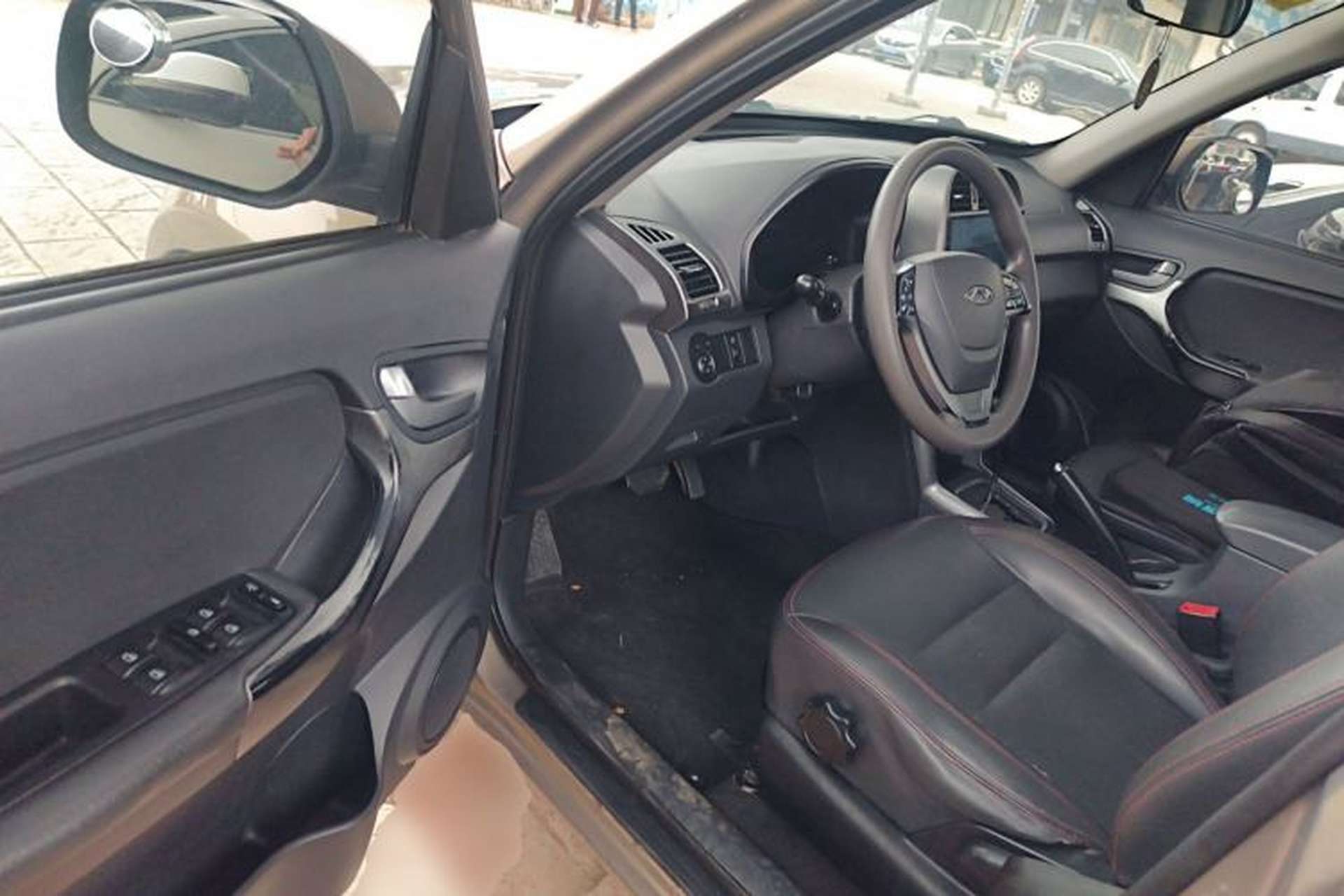 Used Chery Tiggo 3 2014 1.6L CVT ZhiShang Edition Driver Seat