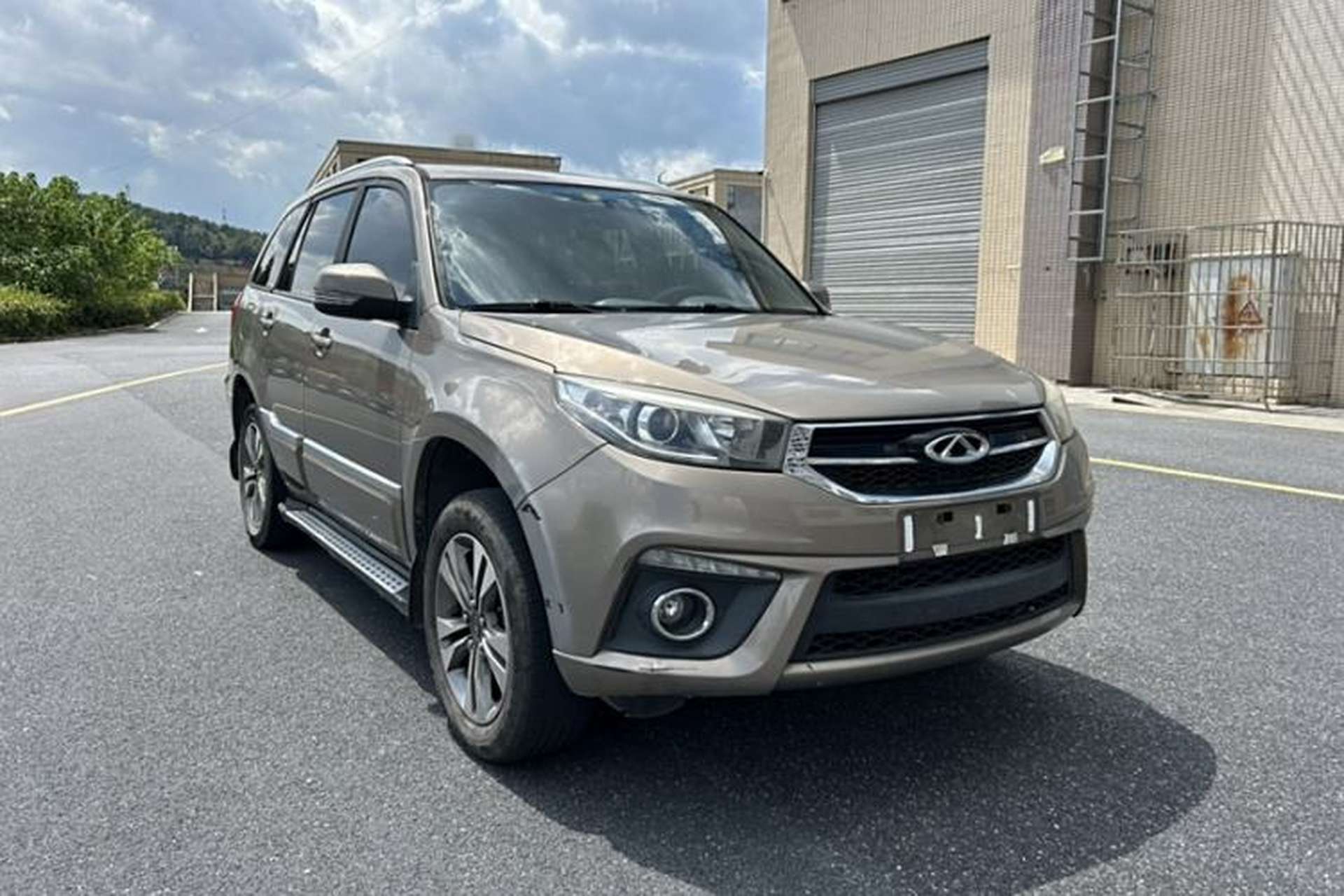 Used Chery Tiggo 3 2014 1.6L Manual Zhishang Edition Exterior 2