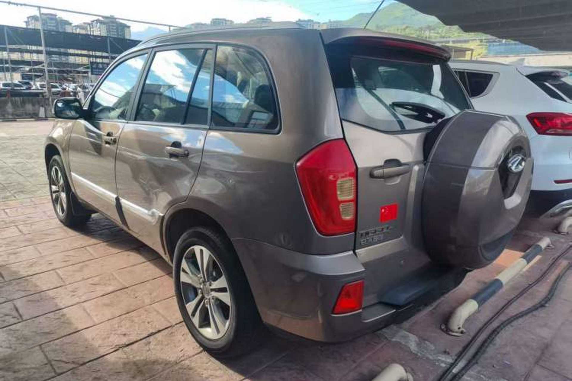 Used Chery Tiggo 3 2014 1.6L CVT ZhiShang Edition Exterior 3