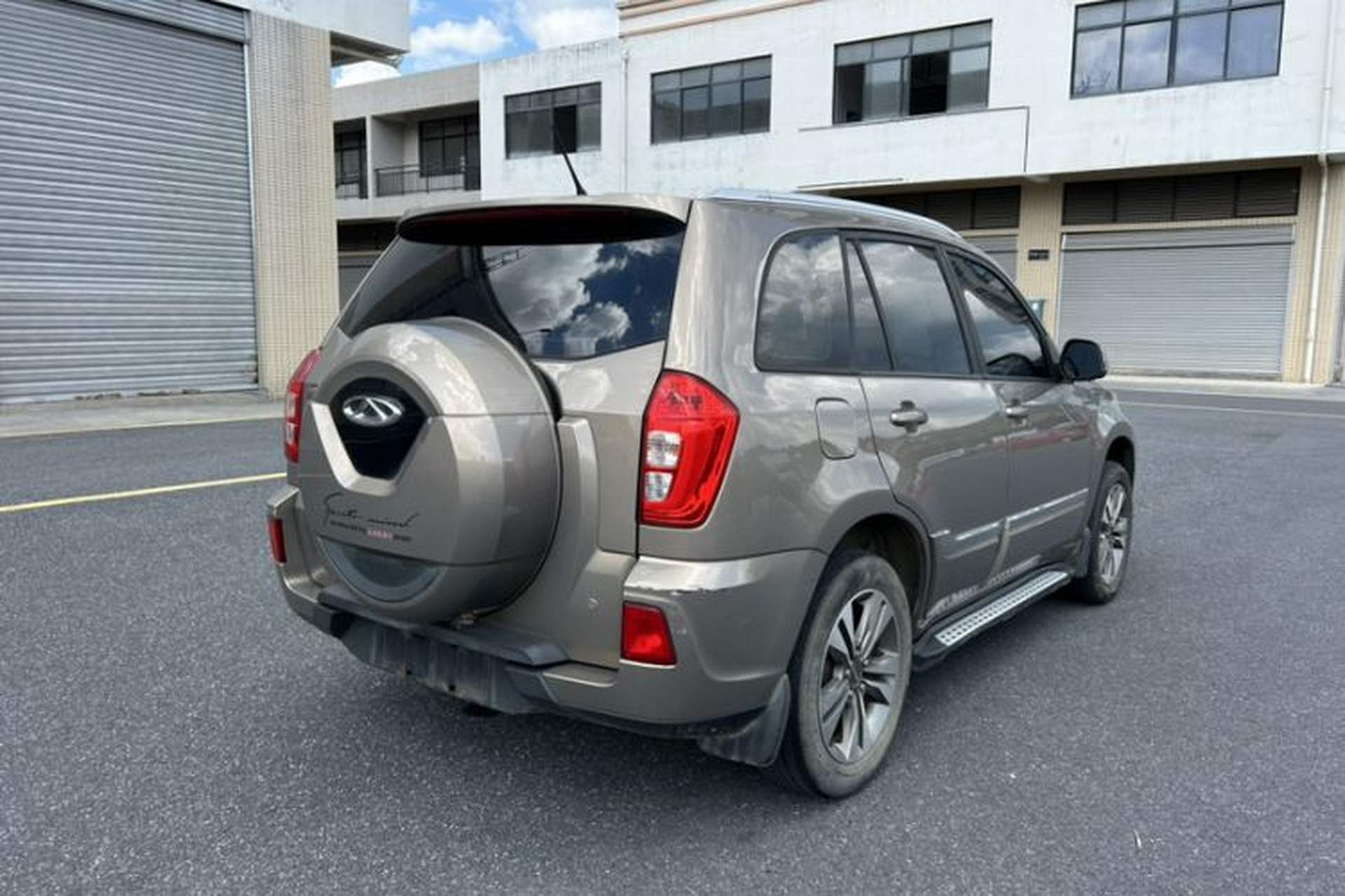 Used Chery Tiggo 3 2014 1.6L Manual Zhishang Edition Exterior 5