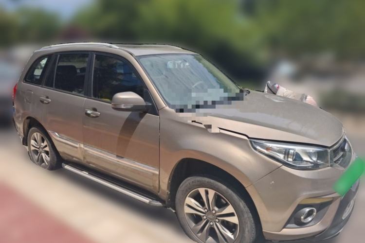 Used Chery Tiggo 3 2014 1.6L CVT ZhiShang Edition Front Right 45 Deg