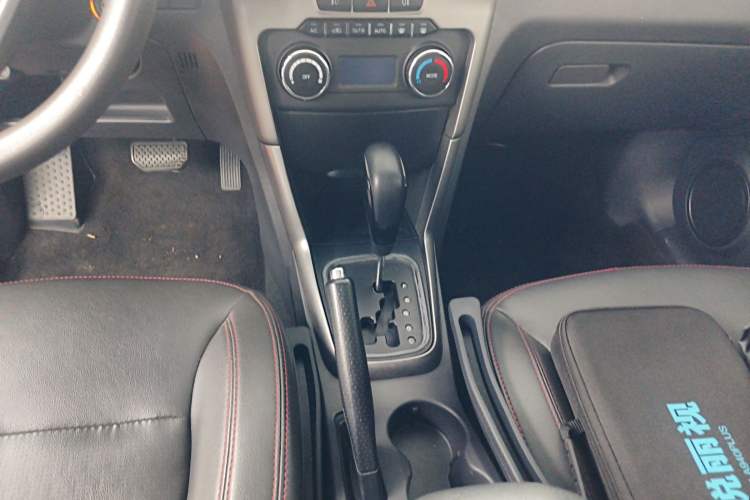 Used Chery Tiggo 3 2014 1.6L CVT ZhiShang Edition Gear Lever
