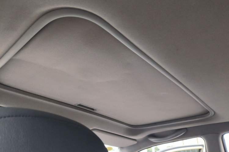 Used Chery Tiggo 3 2014 1.6L Manual Zhishang Edition Headliner
