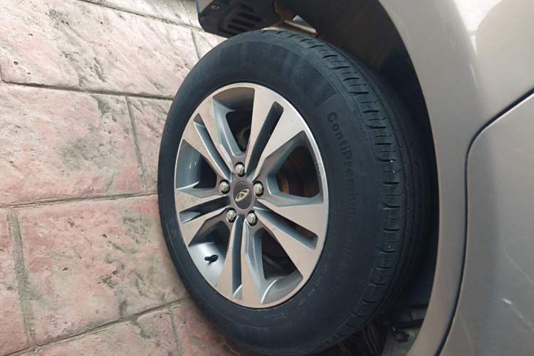 Used Chery Tiggo 3 2014 1.6L CVT ZhiShang Edition Right Rear Wheel Hub