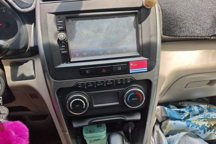 Used Chery Tiggo 3 2014 1.6L CVT ZhiShang Edition Audio And AC Panel