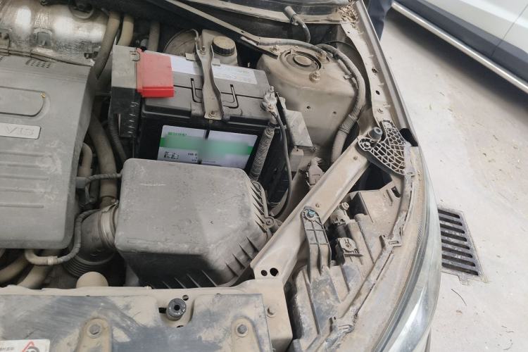 Used Chery Tiggo 3 2014 1.6L CVT ZhiShang Edition Engine Bay Left