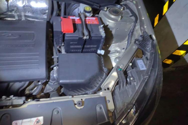 Used Chery Tiggo 3 2014 1.6L Manual Zhishang Edition Engine Bay Left