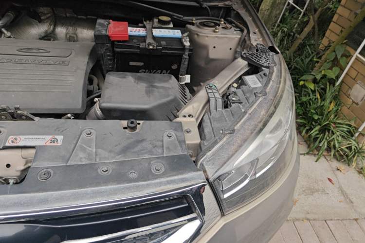 Used Chery Tiggo 3 2014 1.6L Manual Zhishang Edition Engine Bay Left