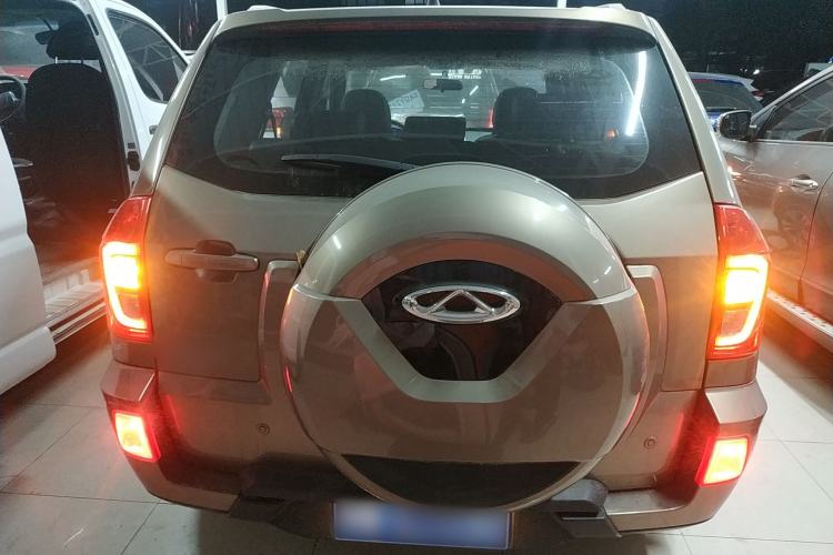 Used Chery Tiggo 3 2014 1.6L Manual Zhishang Edition Exterior 4