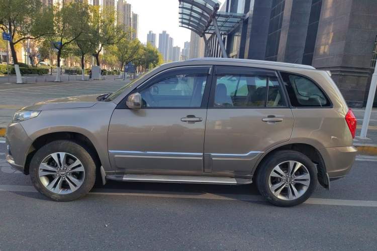 Used Chery Tiggo 3 2014 1.6L Manual Fashion Edition Exterior 5