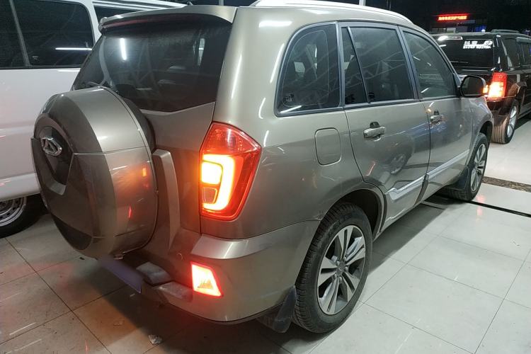 Used Chery Tiggo 3 2014 1.6L Manual Zhishang Edition Exterior 5