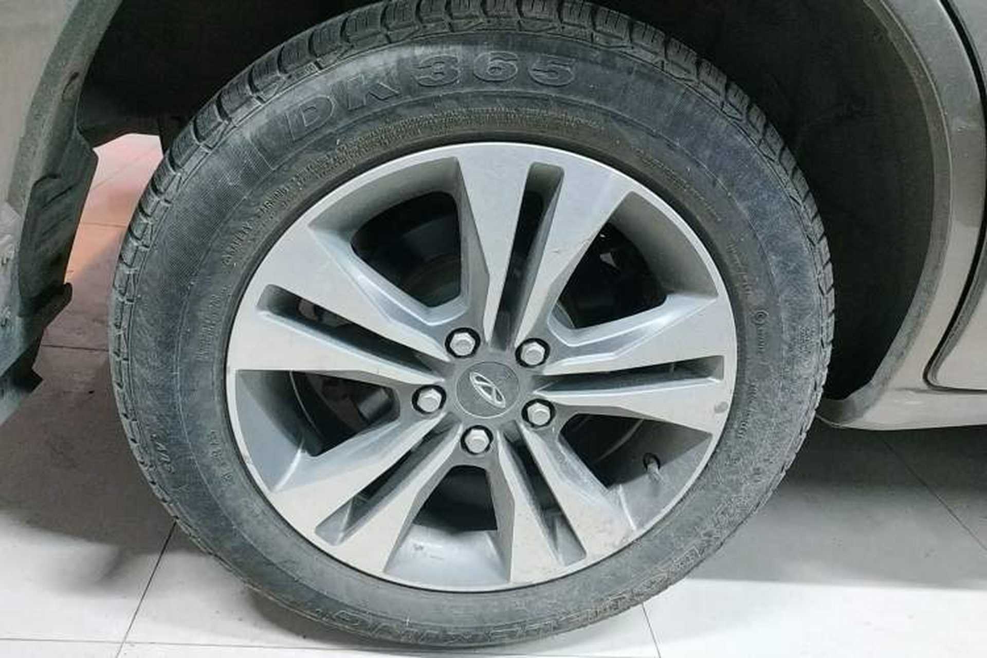 Used Chery Tiggo 3 2014 1.6L Manual Zhishang Edition Exterior 8