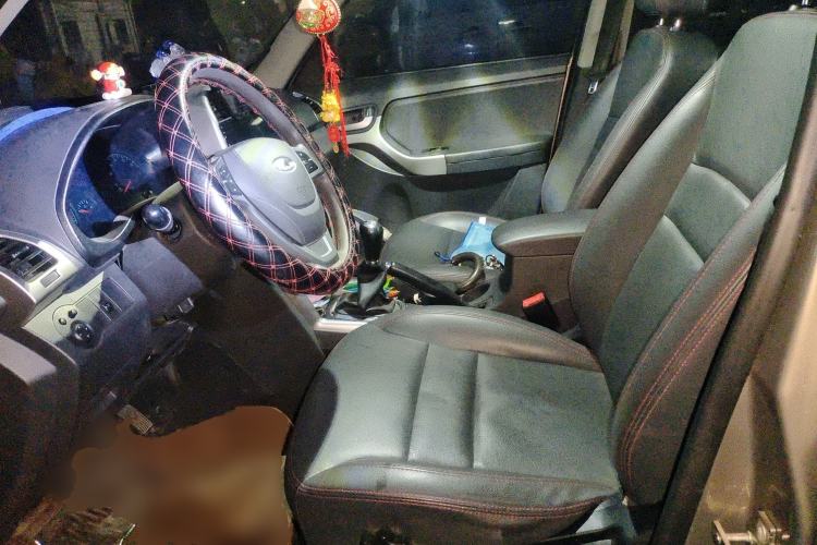Used Chery Tiggo 3 2014 1.6L Manual Zhishang Edition Left Front Seat